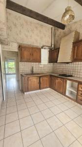 For sale Narbonne 5 rooms 110 m2 Aude (11100) photo 2