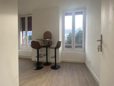 For sale Grenoble 2 rooms 28 m2 Isere (38000) photo 1