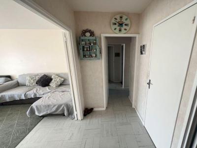 For rent Asnieres-sur-seine 3 rooms 64 m2 Hauts de Seine (92600) photo 2