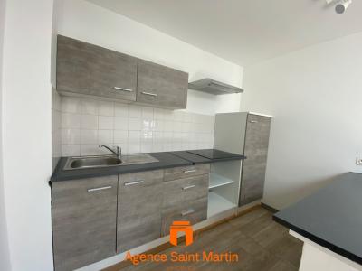 Louer Appartement 45 m2 Ancone