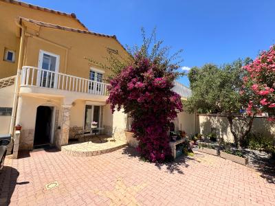 For sale Valras-plage 6 rooms 221 m2 Herault (34350) photo 0