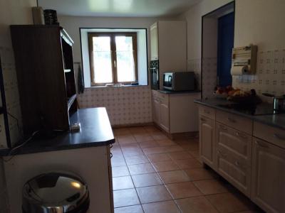 For sale Carhaix-plouguer 4 rooms 137 m2 Finistere (29270) photo 3