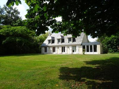 For sale Vannes 9 rooms 234 m2 Morbihan (56000) photo 1