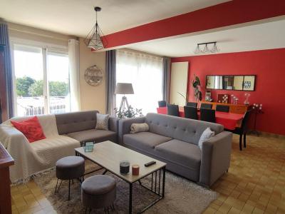 For sale Pouzauges 6 rooms 135 m2 Vendee (85700) photo 3