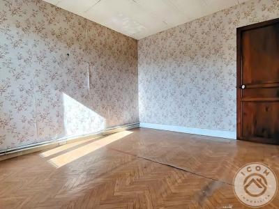 For sale Maubeuge 3 rooms 80 m2 Nord (59600) photo 2