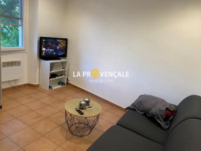 For sale Greasque 2 rooms 26 m2 Bouches du Rhone (13850) photo 2