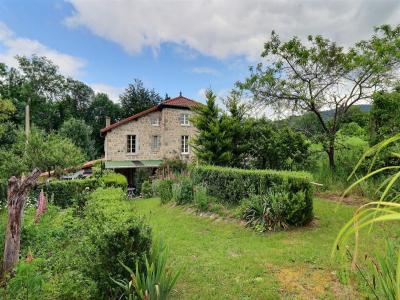 For sale Brugeron 7 rooms 150 m2 Puy de dome (63880) photo 1