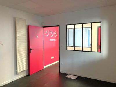 Louer Local commercial Bourges 21300 euros