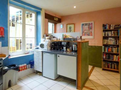 For sale Sauze-vaussais 5 rooms 142 m2 Deux sevres (79190) photo 4