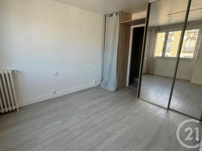 For sale Fontenay-sous-bois 2 rooms 42 m2 Val de Marne (94120) photo 4