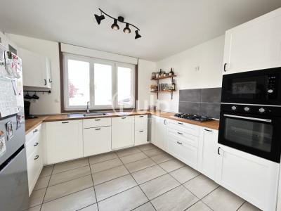 For sale Hazebrouck 4 rooms 82 m2 Nord (59190) photo 4
