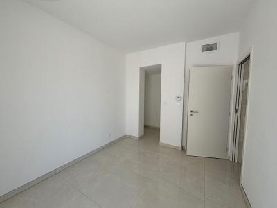For sale Narbonne 5 rooms 113 m2 Aude (11100) photo 3