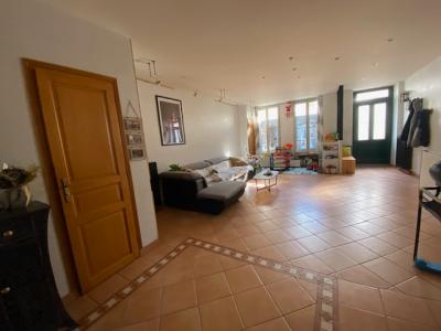 For sale Saint-jean-d'angely 7 rooms 208 m2 Charente maritime (17400) photo 2