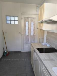 For rent Ceret 2 rooms 31 m2 Pyrenees orientales (66400) photo 3