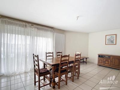 For sale Seloncourt 3 rooms 68 m2 Doubs (25230) photo 1