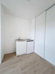 For rent Petit-quevilly 1 room 24 m2 Seine maritime (76140) photo 3