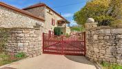 Vente Maison Sauveterre-la-lemance  6 pieces 176 m2