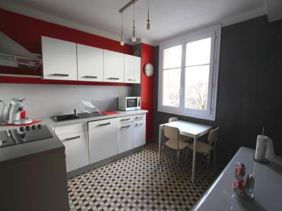 For rent Lyon-8eme-arrondissement 3 rooms 66 m2 Rhone (69008) photo 0