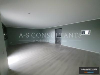 For rent Marcilloles 240 m2 Isere (38260) photo 2