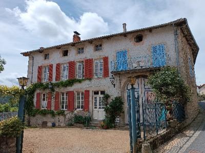 For sale Saint-bonnet-le-chastel St Bonnet le Chastel 13 rooms 720 m2 Puy de dome (63630) photo 0