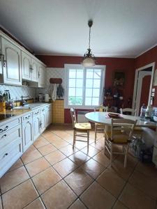 For sale Chateauroux 4 rooms 85 m2 Indre (36000) photo 4