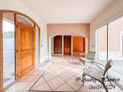 For sale Manosque 8 rooms 248 m2 Alpes de haute provence (04100) photo 2