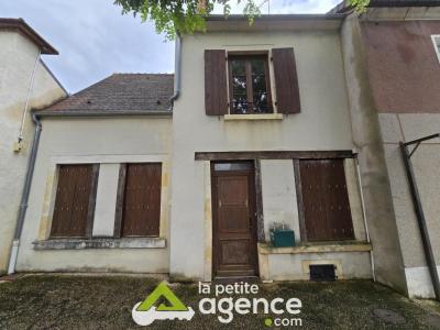 For sale Dun-sur-auron 4 rooms 81 m2 Cher (18130) photo 0