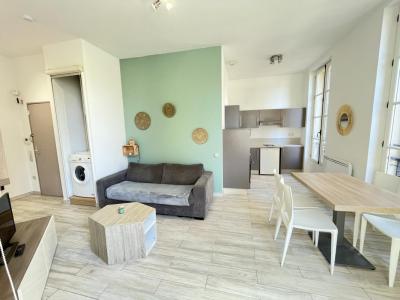 For rent Marseille-2eme-arrondissement 2 rooms 45 m2 Bouches du Rhone (13002) photo 0