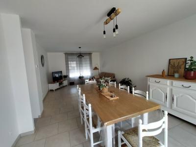 For sale 6 rooms 144 m2 Mayenne (53700) photo 2