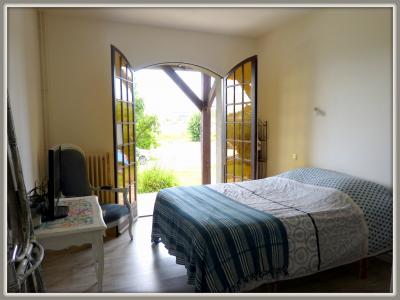 For sale Uzein 4 rooms 140 m2 Pyrenees atlantiques (64230) photo 3