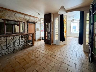 For sale Bordeaux 4 rooms 84 m2 Gironde (33000) photo 0