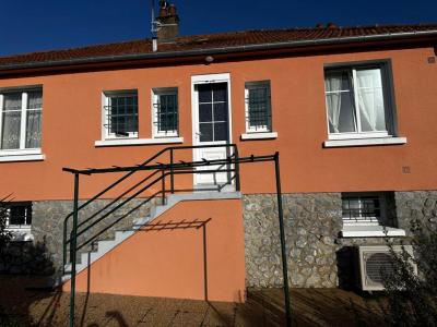 For sale Laval 4 rooms 67 m2 Mayenne (53000) photo 0