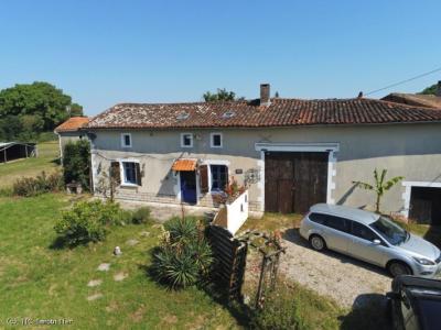For sale Champagne-mouton 6 rooms 145 m2 Charente (16350) photo 1