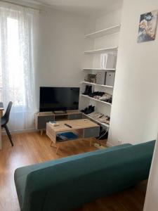 For rent Boulogne-billancourt 2 rooms 27 m2 Hauts de Seine (92100) photo 0