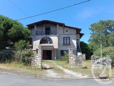 For sale Soulac-sur-mer 10 rooms 236 m2 Gironde (33780) photo 0