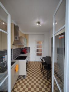 Louer Appartement 13 m2 Marseille-3eme-arrondissement
