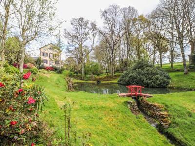 For sale Carhaix-plouguer 7 rooms 200 m2 Finistere (29270) photo 3