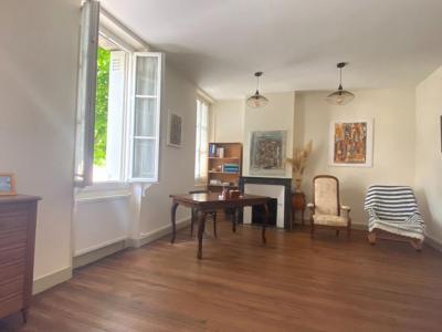 For sale Bordeaux 7 rooms 141 m2 Gironde (33100) photo 0