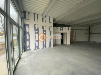 For rent Carbon-blanc 80 m2 Gironde (33560) photo 1