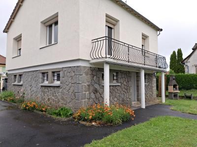 For sale Arpajon-sur-cere 3 rooms 76 m2 Cantal (15130) photo 0