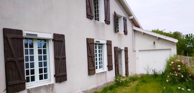 For sale Genouillac TERRES-DE-HAUTE-CHARENTE 4 rooms 86 m2 Charente (16270) photo 0