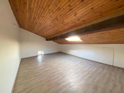 For rent Lunel 3 rooms 102 m2 Herault (34400) photo 4