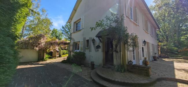 For sale Bois-le-roi 8 rooms 210 m2 Seine et marne (77590) photo 2