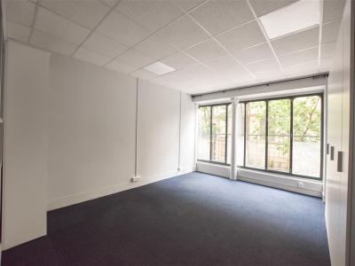 For rent Paris-1er-arrondissement 135 m2 Paris (75001) photo 1