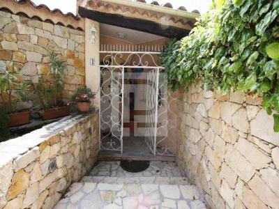 For sale Grasse 5 rooms 131 m2 Alpes Maritimes (06130) photo 4