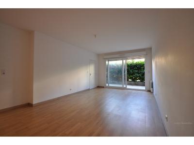 For sale Troyes 3 rooms 67 m2 Aube (10000) photo 2