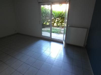 For sale Bron 3 rooms 70 m2 Rhone (69500) photo 0