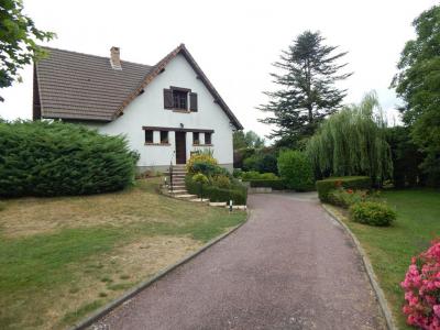 For sale Abbeville 6 rooms 127 m2 Somme (80100) photo 1