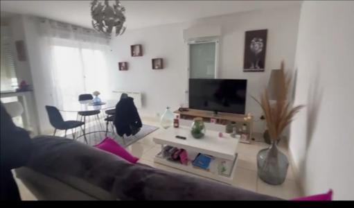 For sale Beziers 3 rooms 61 m2 Herault (34500) photo 2
