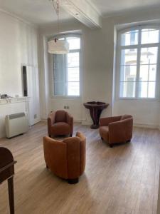 For sale Bordeaux 2 rooms 52 m2 Gironde (33000) photo 1